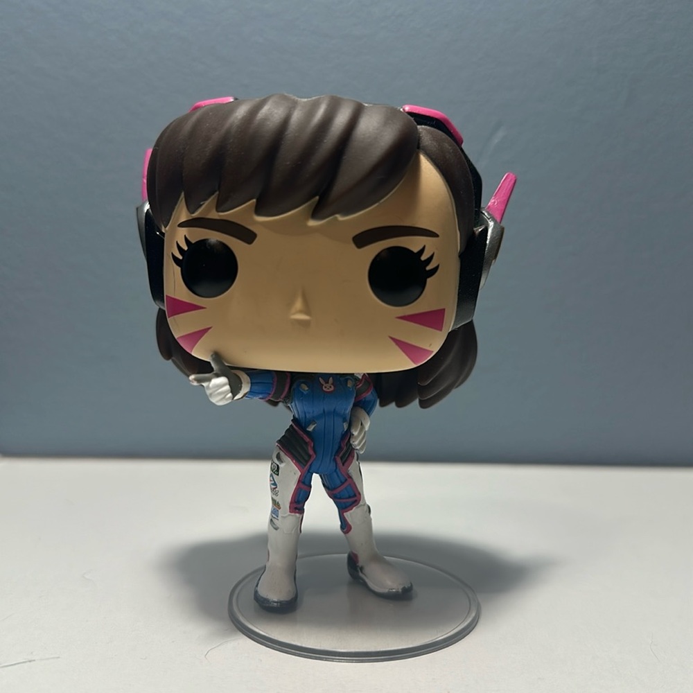 D.VA OVERWATCH funko